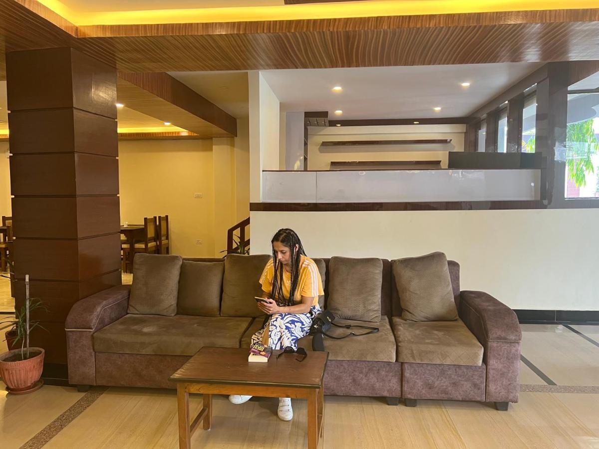 Hotel Murano Pokhara Eksteriør bilde