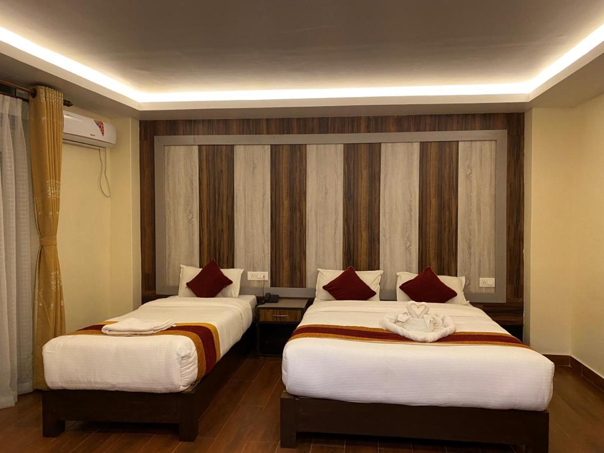 Hotel Murano Pokhara Eksteriør bilde