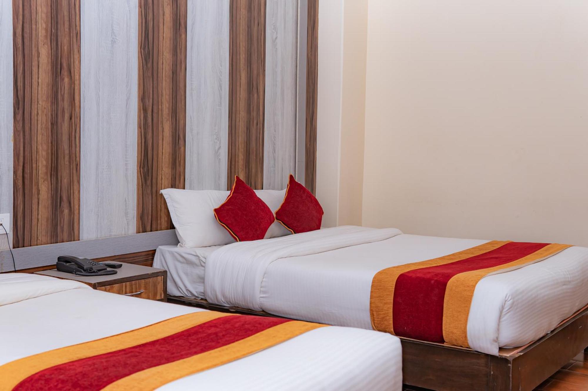 Hotel Murano Pokhara Eksteriør bilde