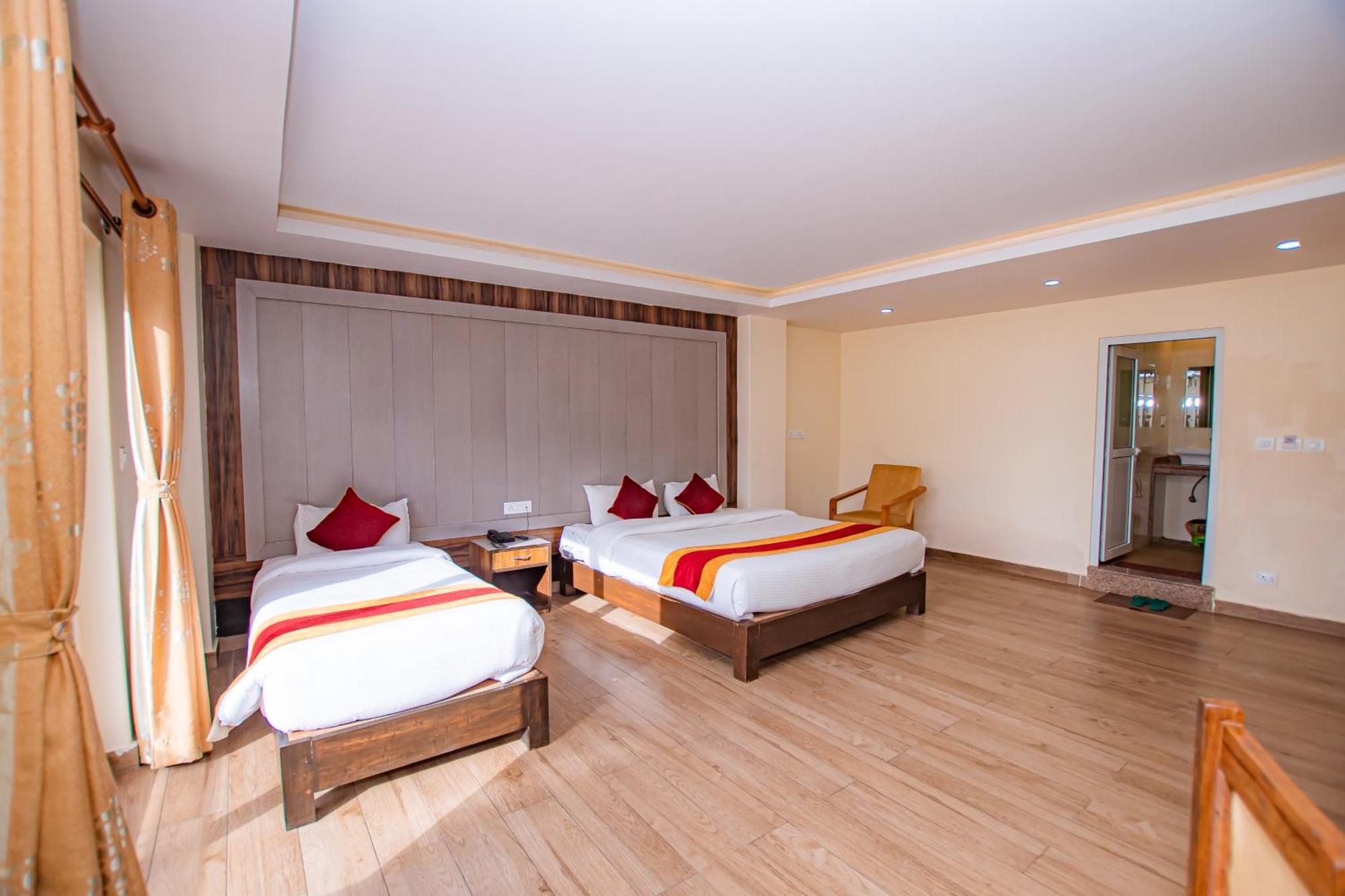 Hotel Murano Pokhara Eksteriør bilde