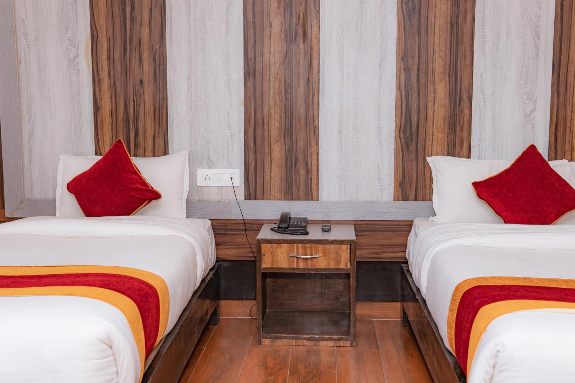 Hotel Murano Pokhara Eksteriør bilde