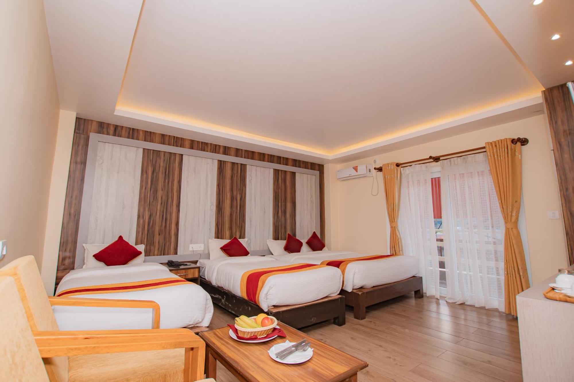 Hotel Murano Pokhara Eksteriør bilde